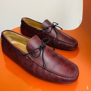 Tod’s Men’s Loafers in Burgundy, sz 7.5US (6.5UK)